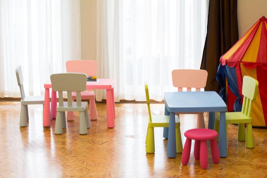 Centrum Konferencyjno-Apartamentowe Mrowka ワルシャワ エクステリア 写真